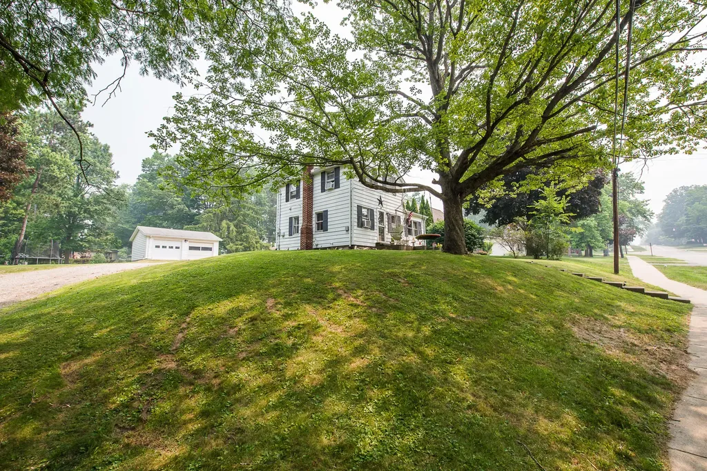 7758 Forest Street Dexter City MI 48130