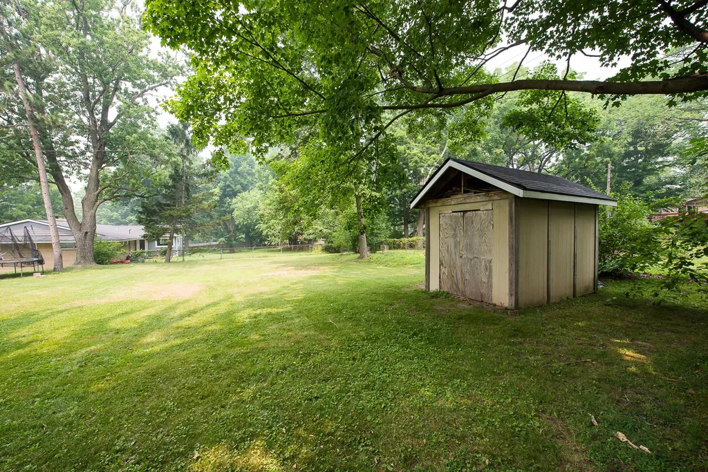 7758 Forest Street Dexter City MI 48130