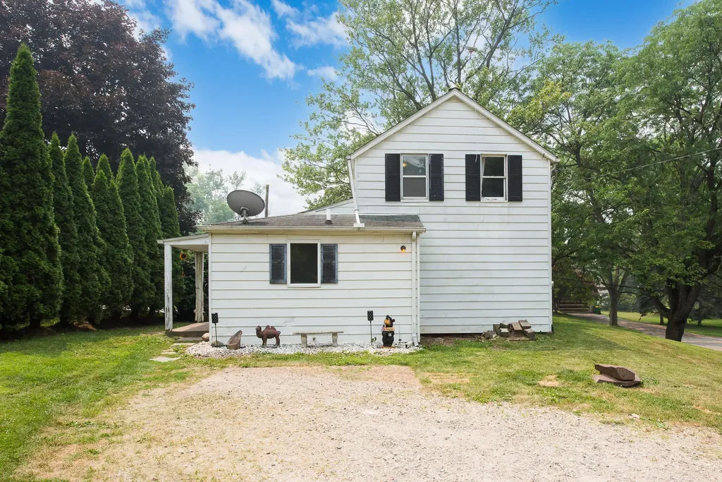 7758 Forest Street Dexter City MI 48130