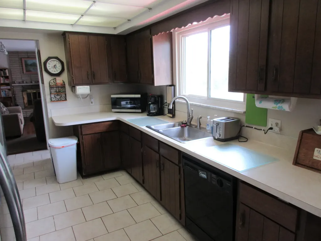 175 Clinton River Drive Mt. Clemens City MI 48043
