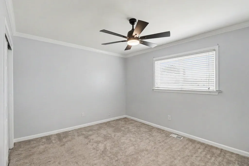 38203 Avondale Street Westland City MI 48186