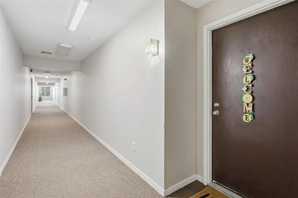 30414 Orchard Lake Road Farmington Hills City MI 48334