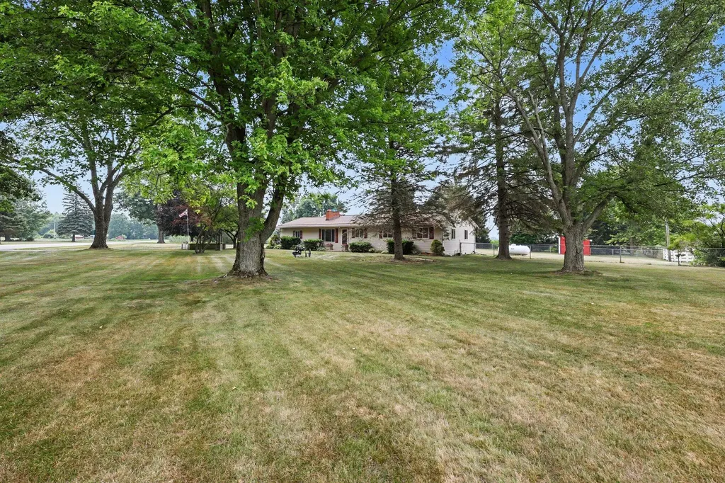 5120 M-36 Stockbridge Township MI 49285