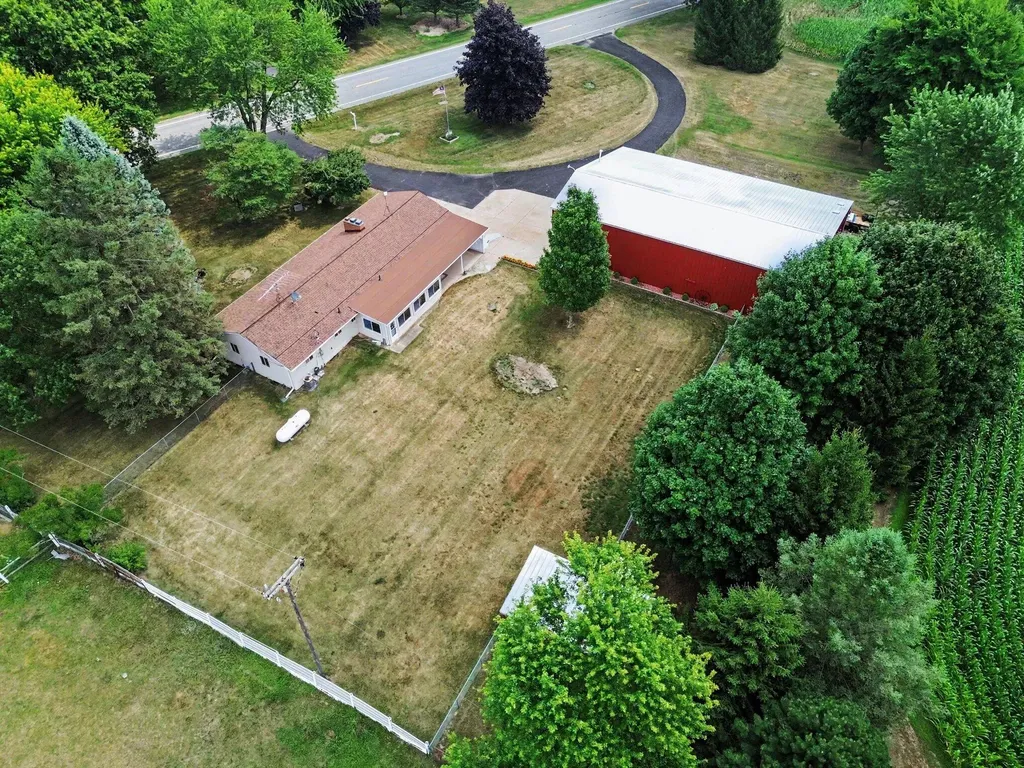 5120 M-36 Stockbridge Township MI 49285