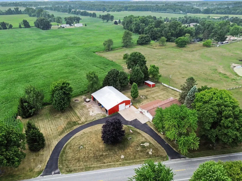 5120 M-36 Stockbridge Township MI 49285