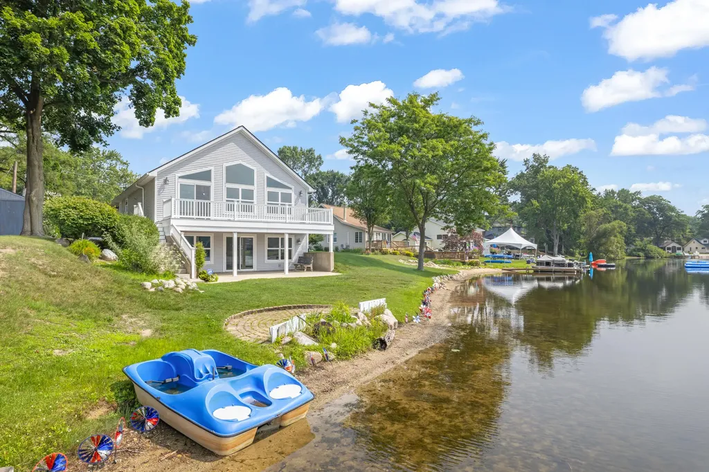 6730 Grand Beach Drive Genoa Township MI 48114