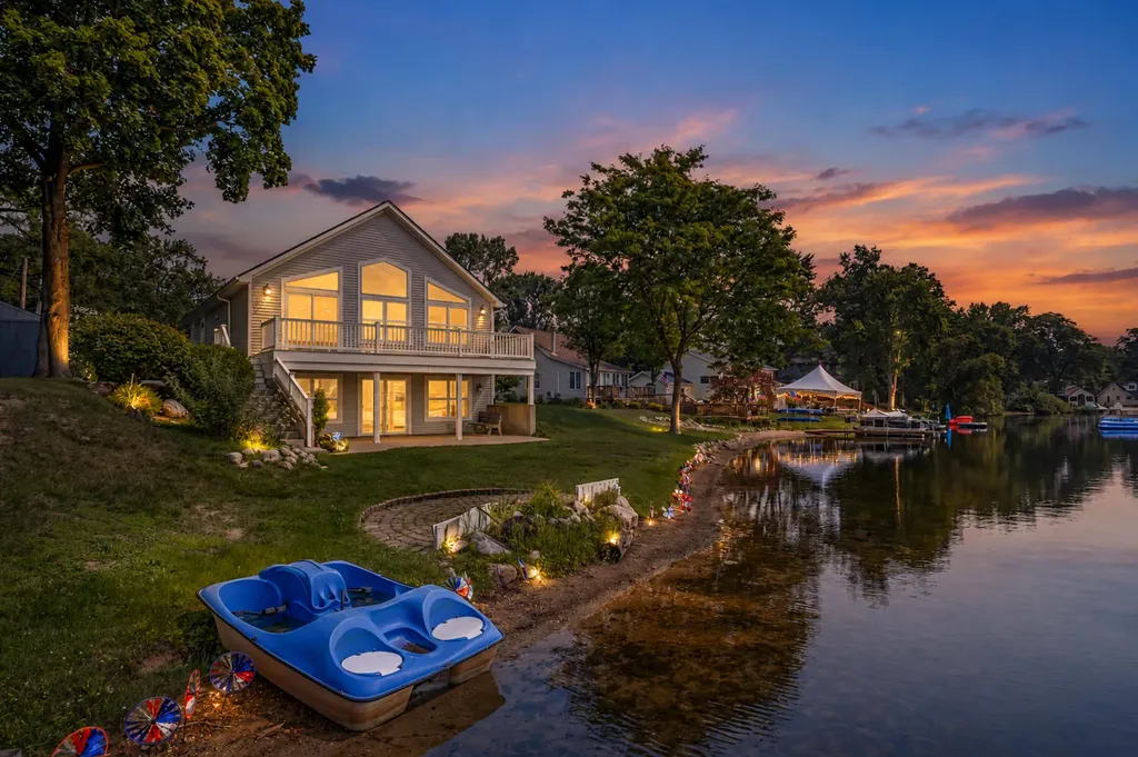 6730 Grand Beach Drive Genoa Township MI 48114