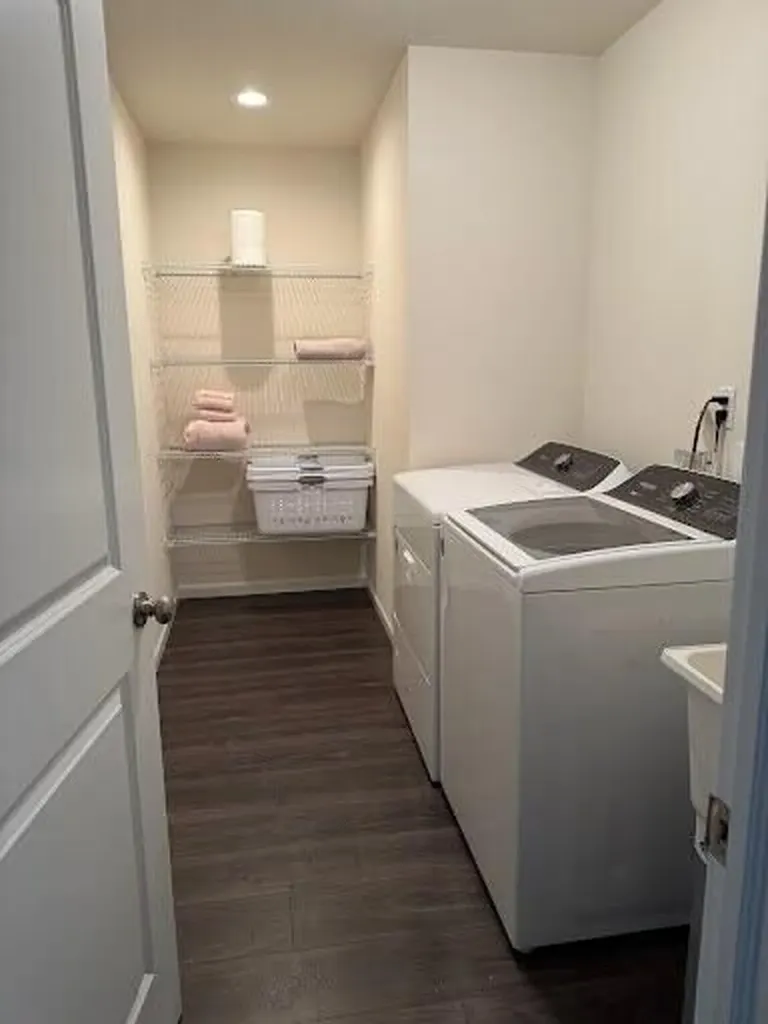 3963 Lotus Landing Circle Waterford Charter Township MI 48329