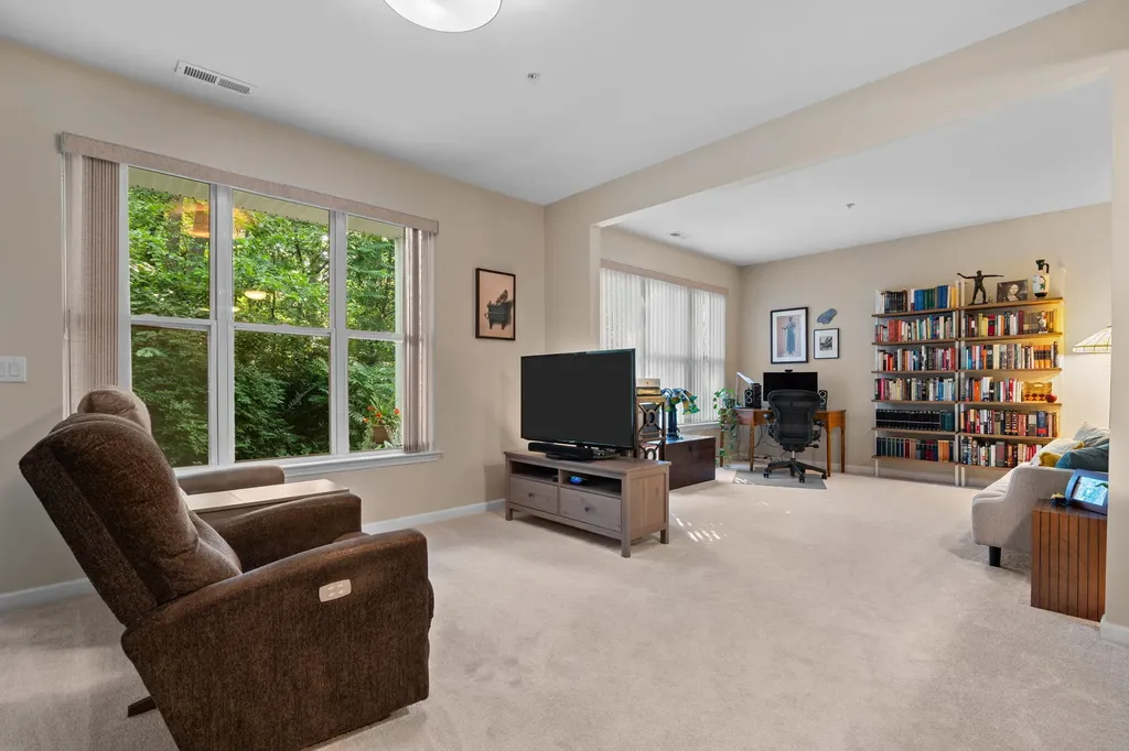 8159 Autumn Woods Trail Superior Charter Township MI 48198