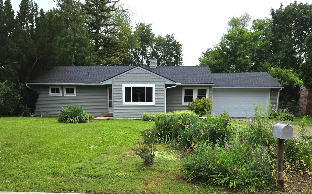 2569 Easy Street Ann Arbor City MI 48104