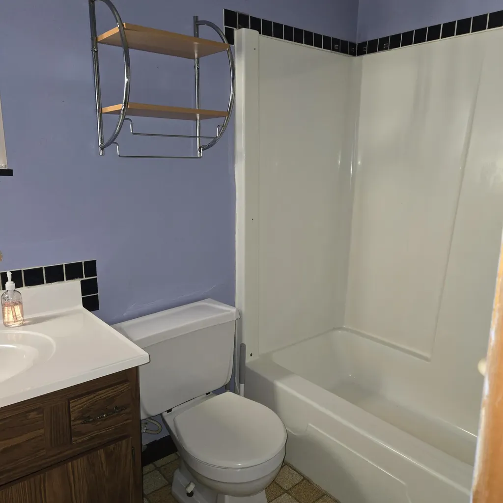 2569 Easy Street Ann Arbor City MI 48104