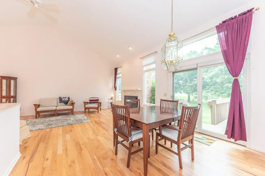 4682 Sawgrass Drive E Pittsfield Charter Township MI 48108