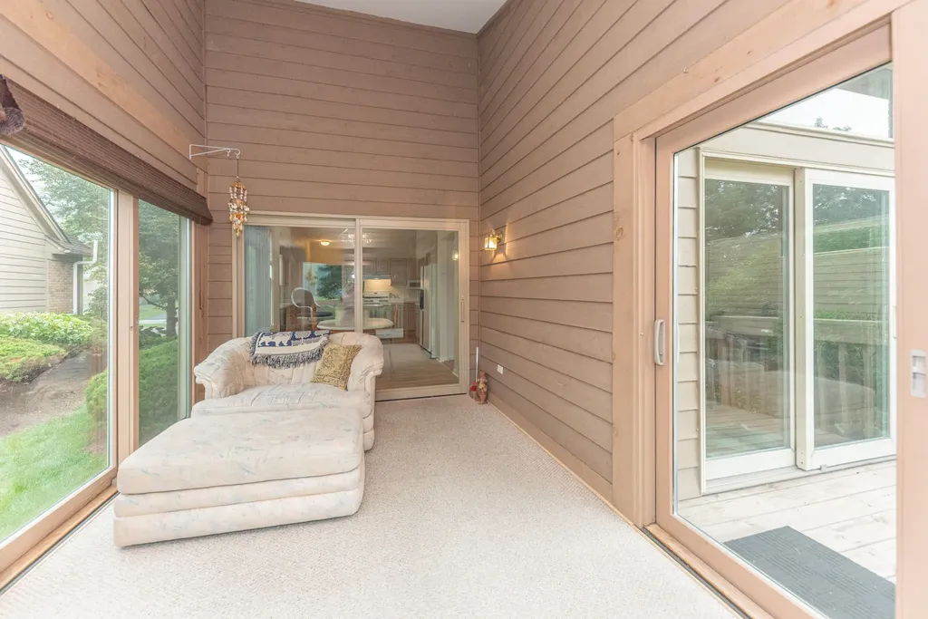 4682 Sawgrass Drive E Pittsfield Charter Township MI 48108