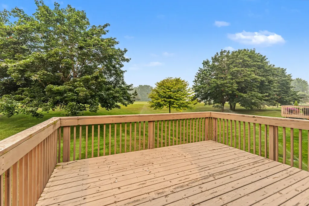 4682 Sawgrass Drive E Pittsfield Charter Township MI 48108