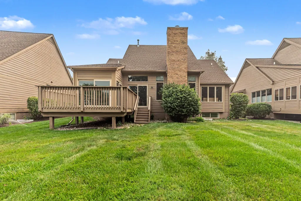 4682 Sawgrass Drive E Pittsfield Charter Township MI 48108