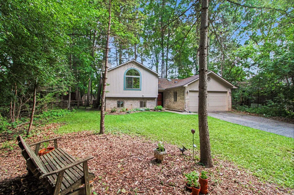3260 Olde Hickory Place Ann Arbor City MI 48104