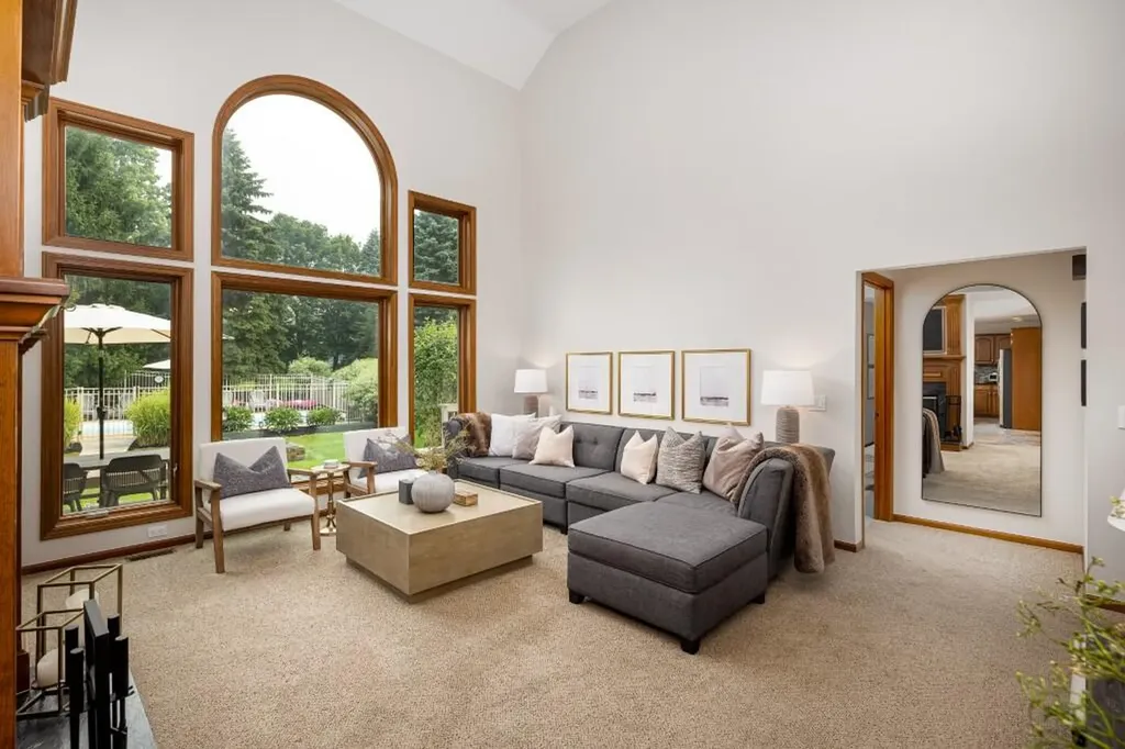 9108 Cambridge Drive York Charter Township MI 48176