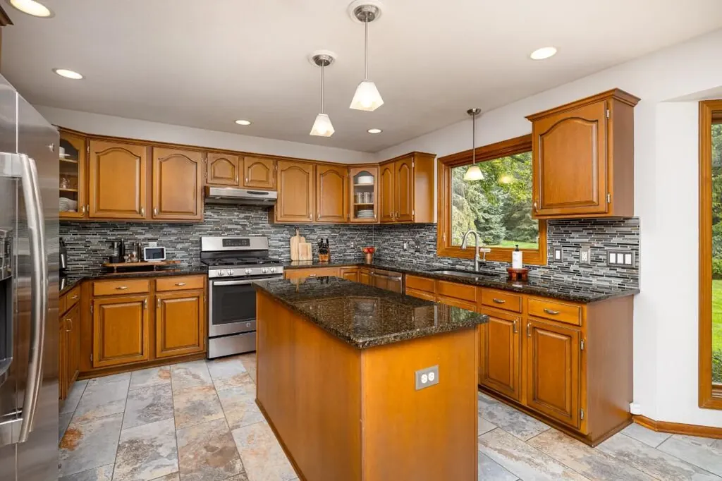 9108 Cambridge Drive York Charter Township MI 48176