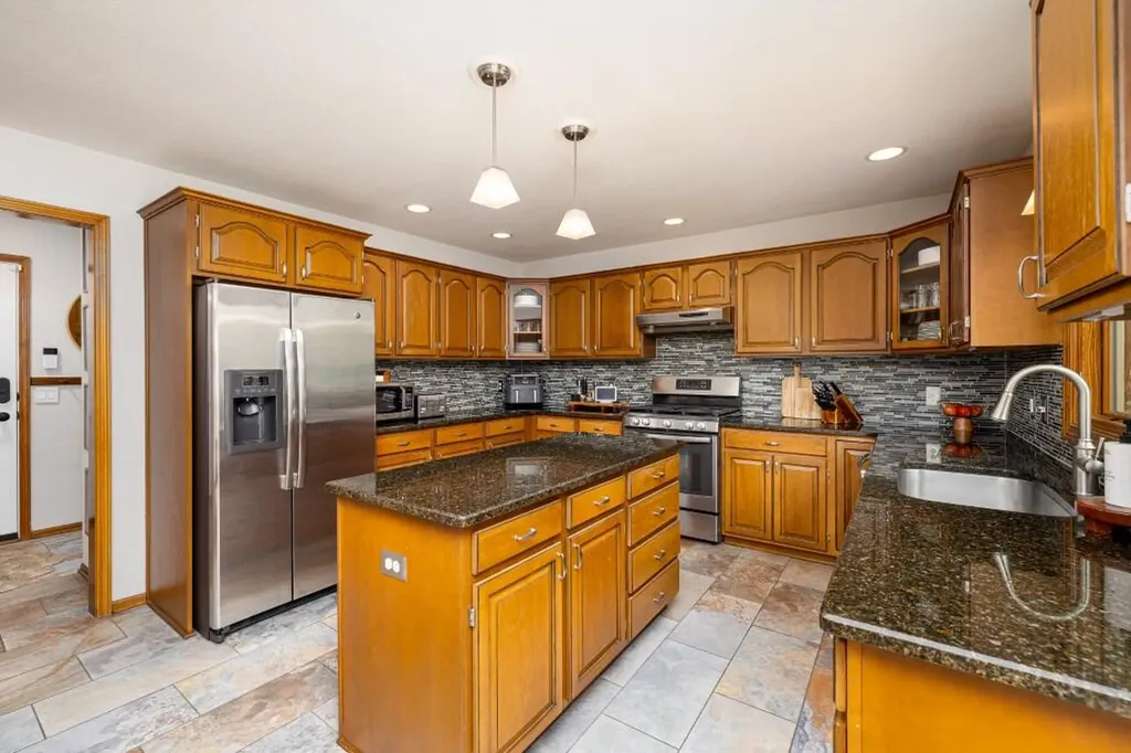 9108 Cambridge Drive York Charter Township MI 48176