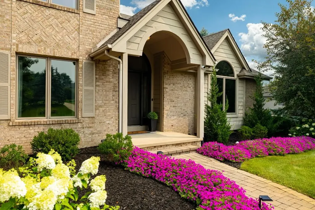 9108 Cambridge Drive York Charter Township MI 48176