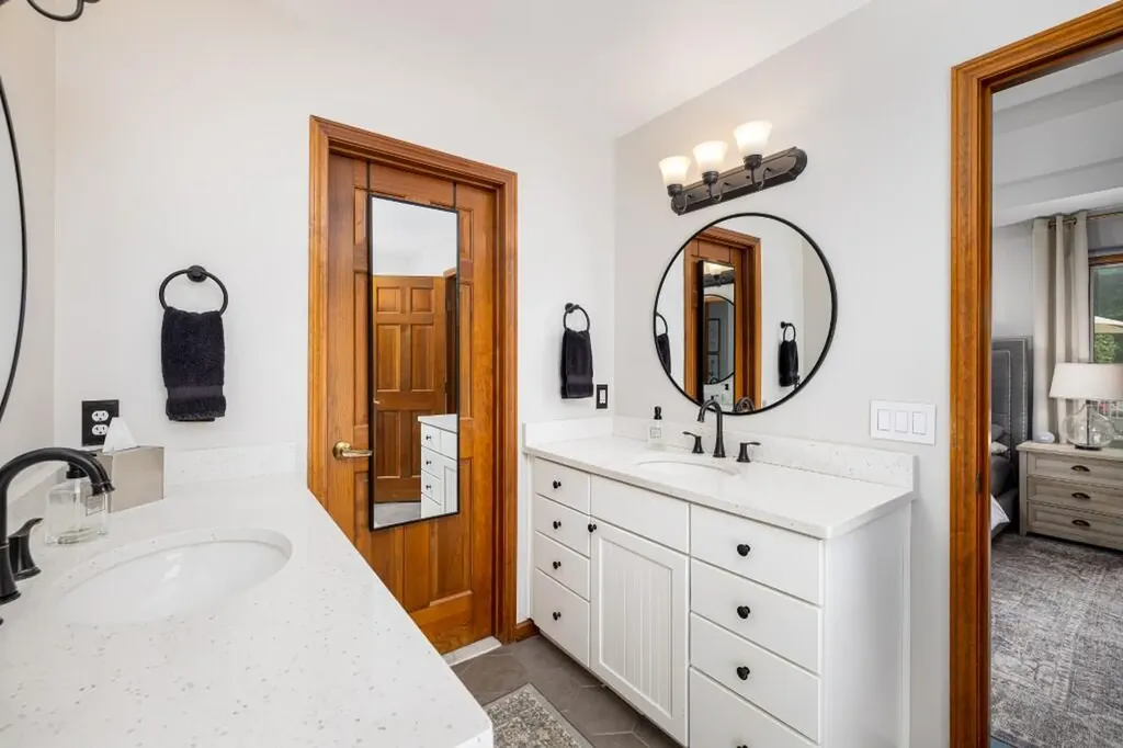 9108 Cambridge Drive York Charter Township MI 48176