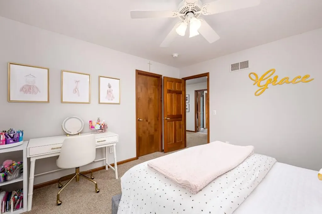 9108 Cambridge Drive York Charter Township MI 48176