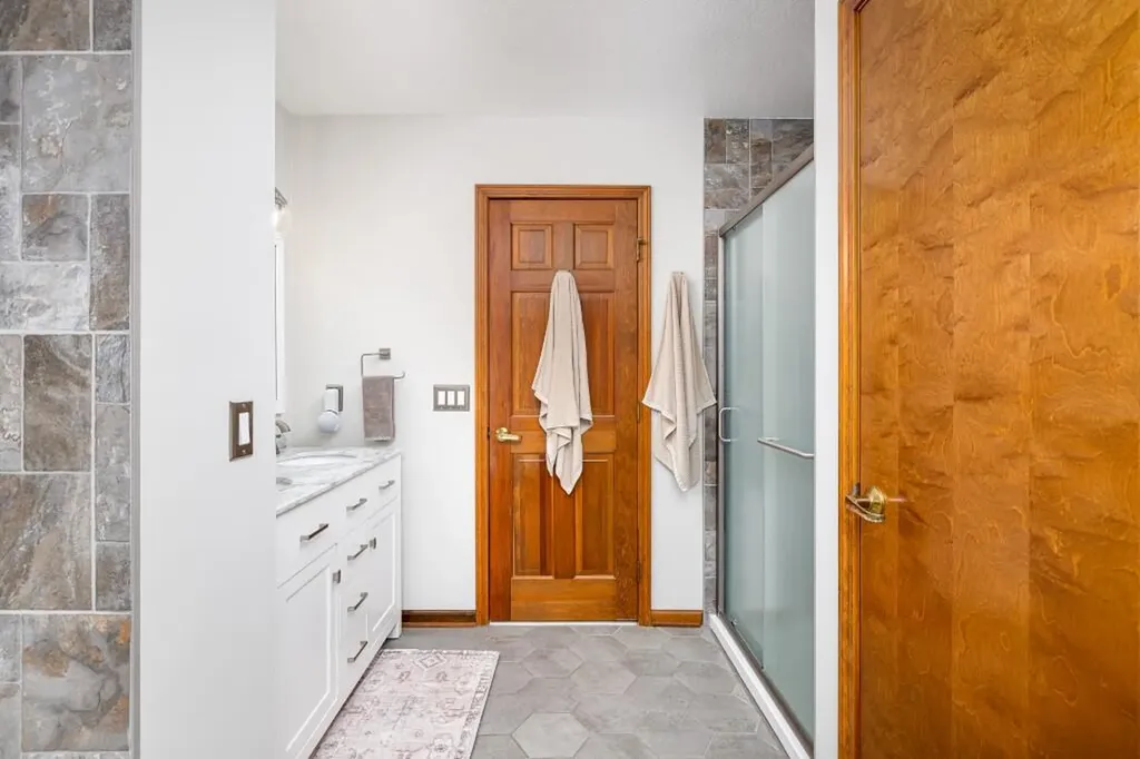 9108 Cambridge Drive York Charter Township MI 48176