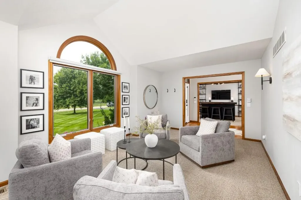 9108 Cambridge Drive York Charter Township MI 48176