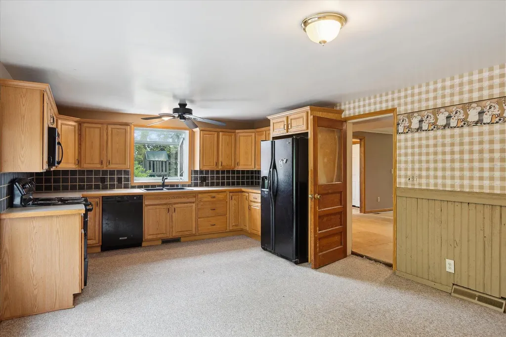 3650 Hogback Road Handy Township MI 48836