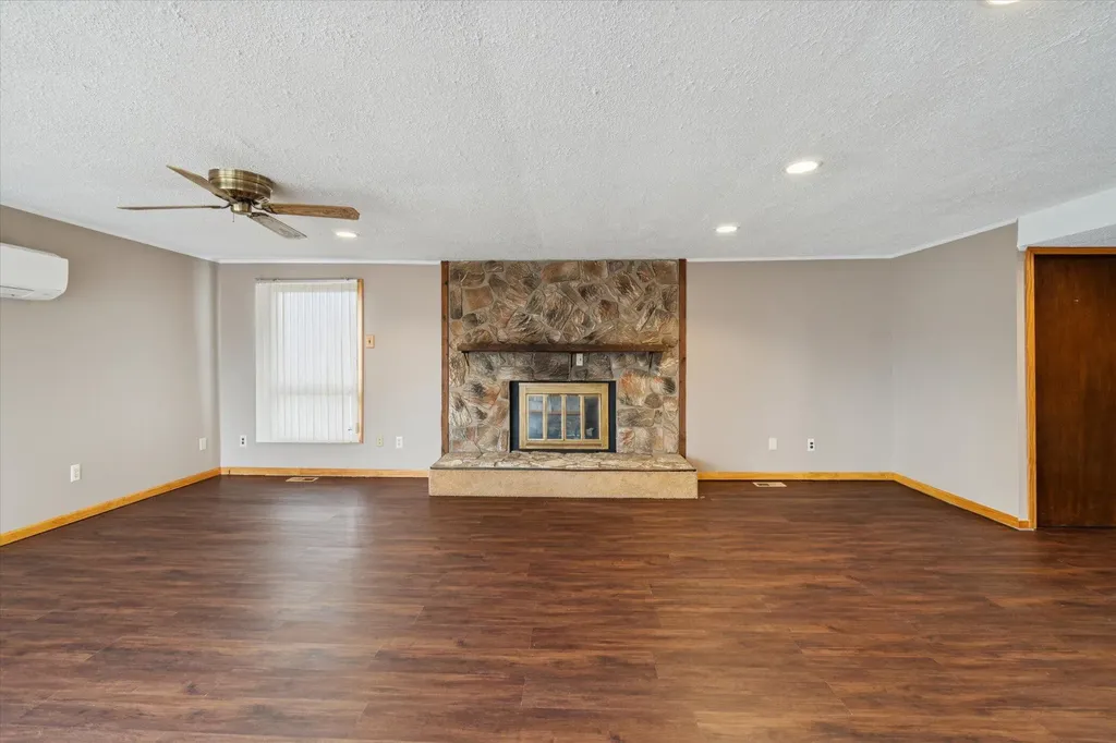 3650 Hogback Road Handy Township MI 48836