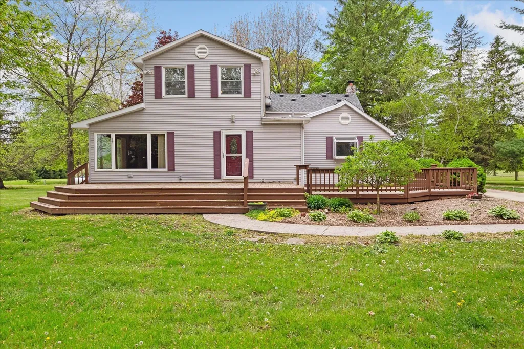 3650 Hogback Road Handy Township MI 48836