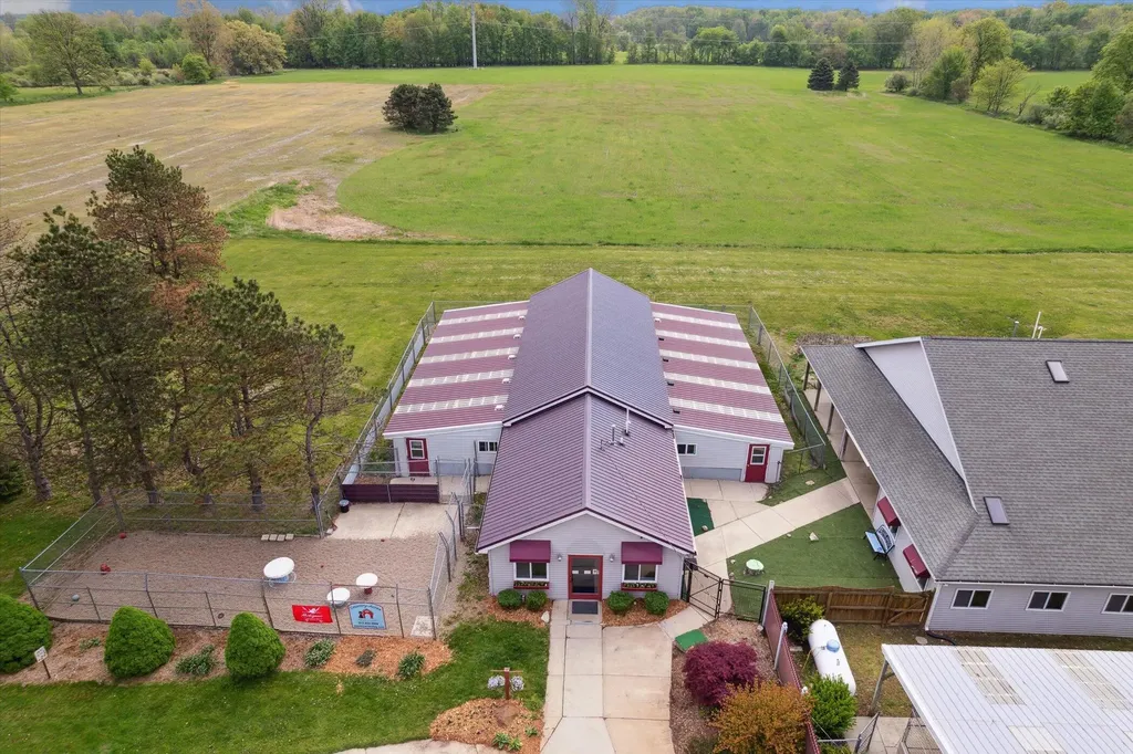 3650 Hogback Road Handy Township MI 48836