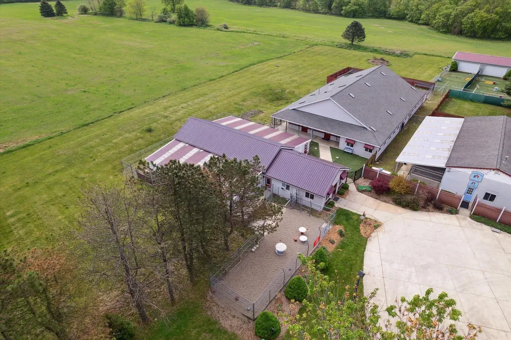 3650 Hogback Road Handy Township MI 48836