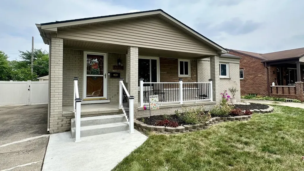 15111 Cameron Street Southgate City MI 48195
