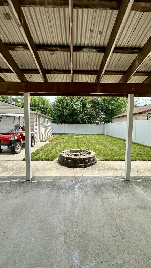 15111 Cameron Street Southgate City MI 48195