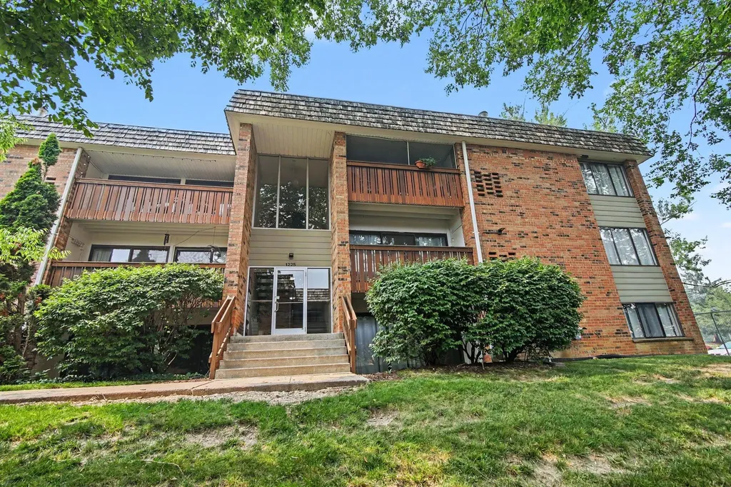 1225 S Maple Road Ann Arbor City MI 48103