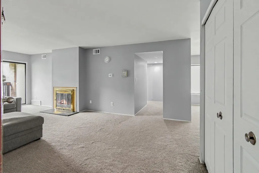 1225 S Maple Road Ann Arbor City MI 48103