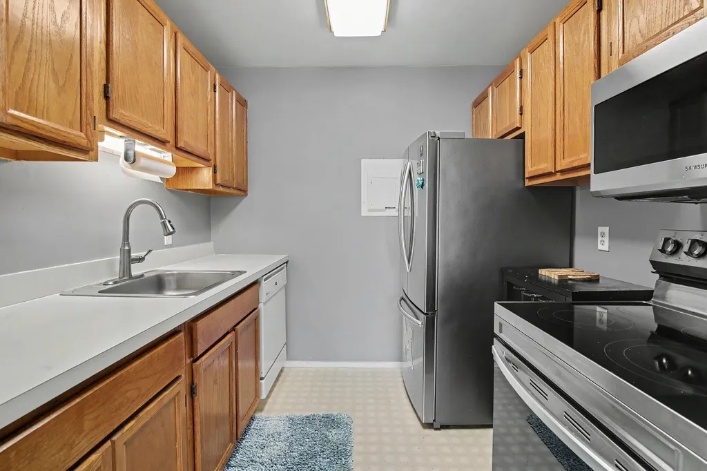 1225 S Maple Road Ann Arbor City MI 48103