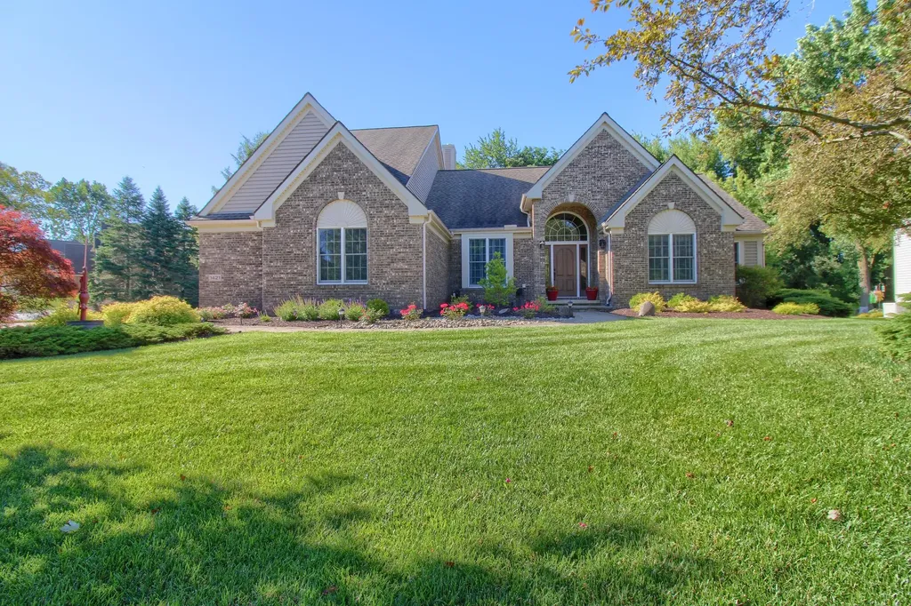 1421 W Greenfield Court Pittsfield Charter Township MI 48108