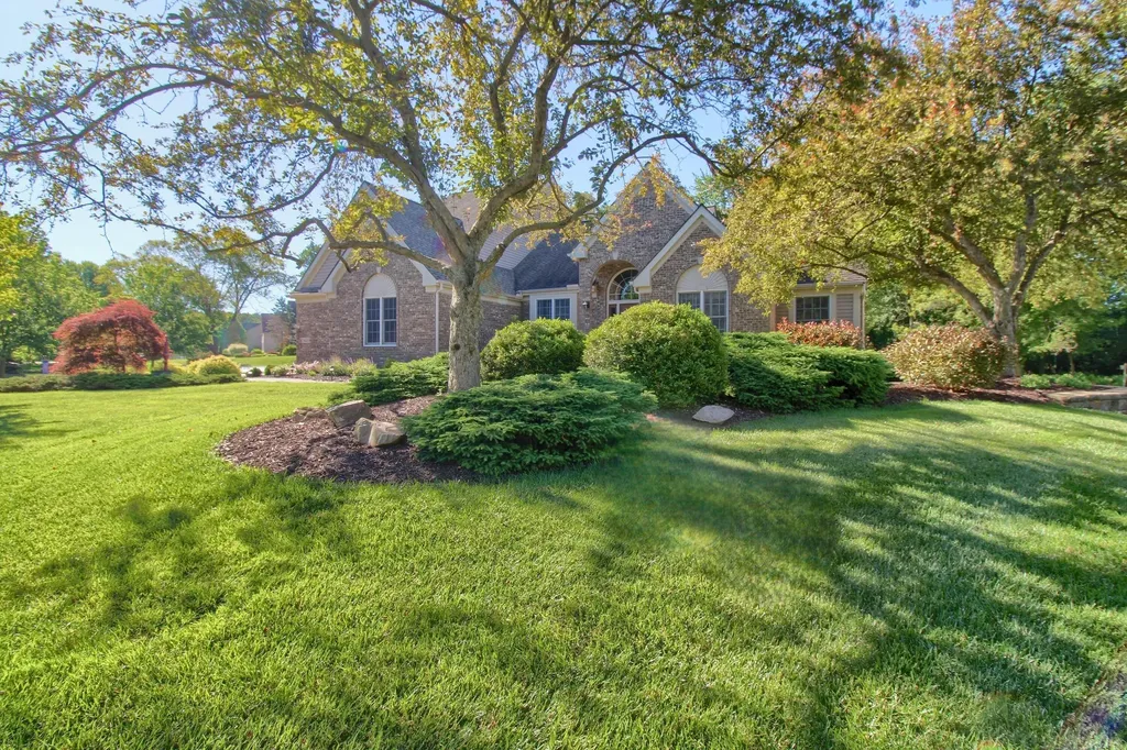 1421 W Greenfield Court Pittsfield Charter Township MI 48108