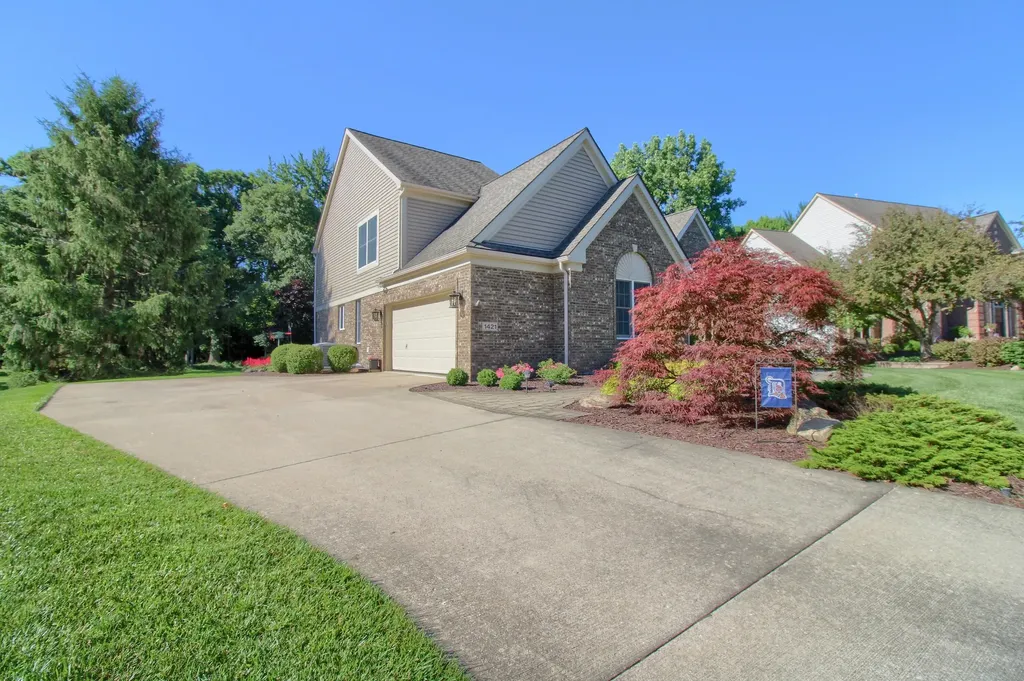 1421 W Greenfield Court Pittsfield Charter Township MI 48108