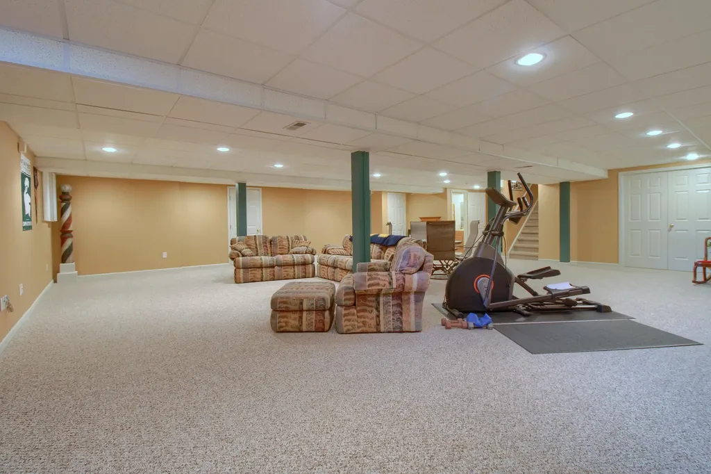 1421 W Greenfield Court Pittsfield Charter Township MI 48108