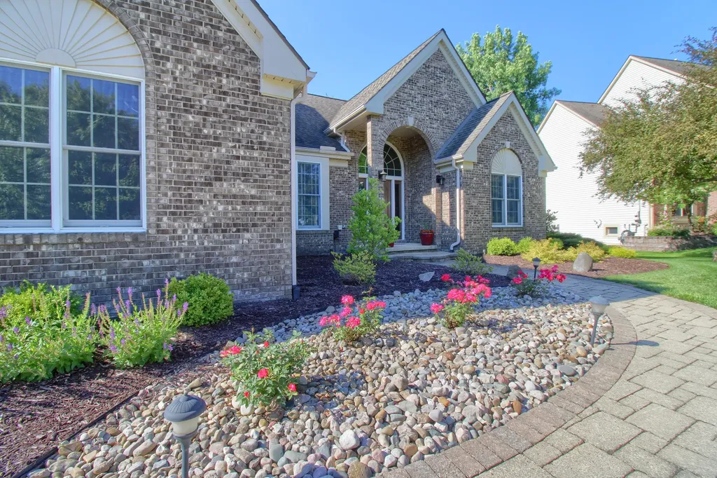 1421 W Greenfield Court Pittsfield Charter Township MI 48108