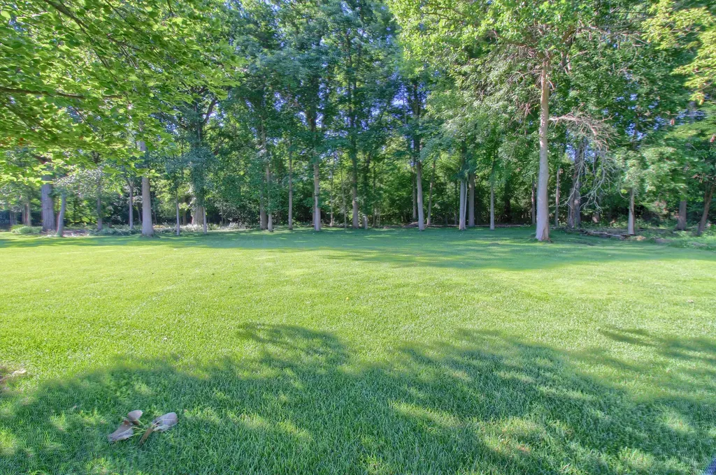1421 W Greenfield Court Pittsfield Charter Township MI 48108
