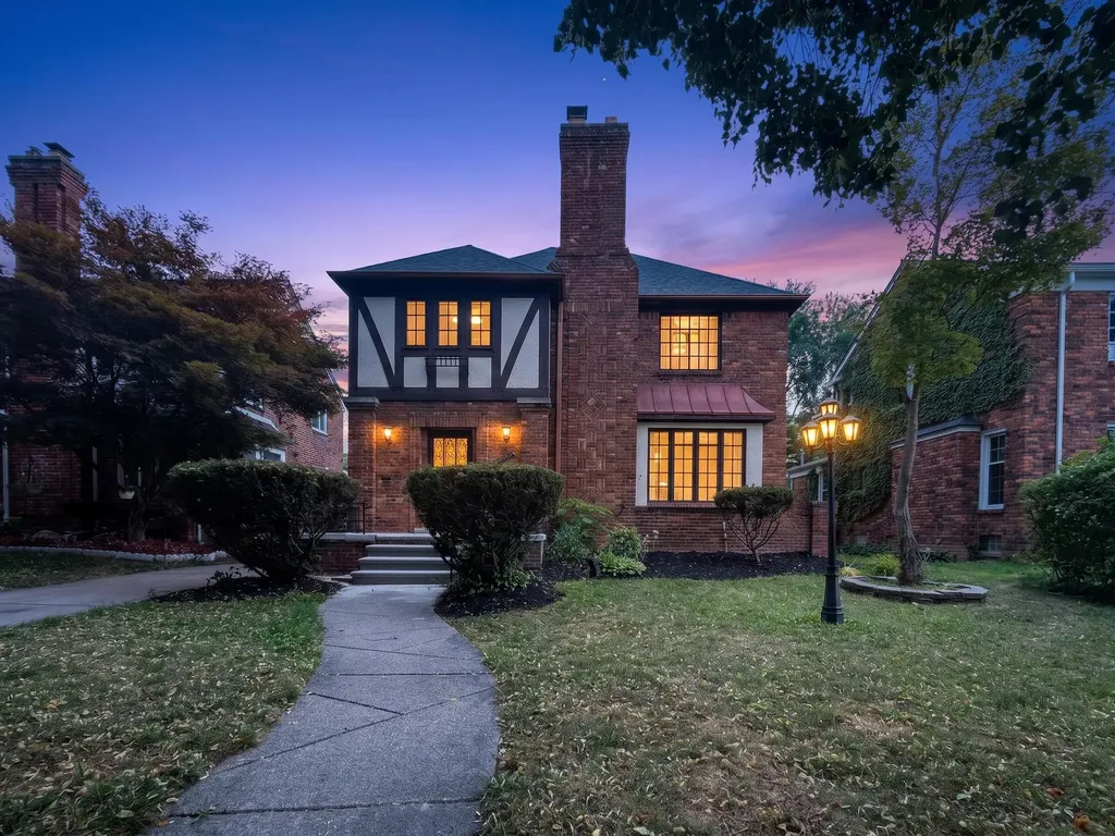 16814 Edinborough Road Detroit City MI 48219