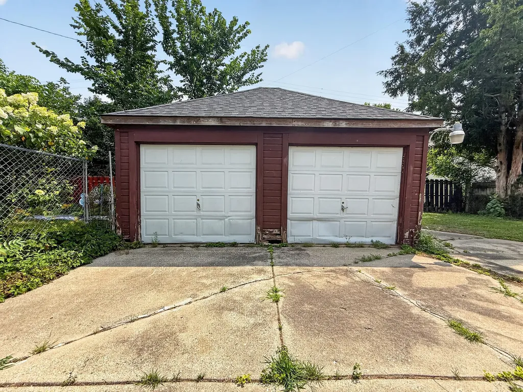 16814 Edinborough Road Detroit City MI 48219