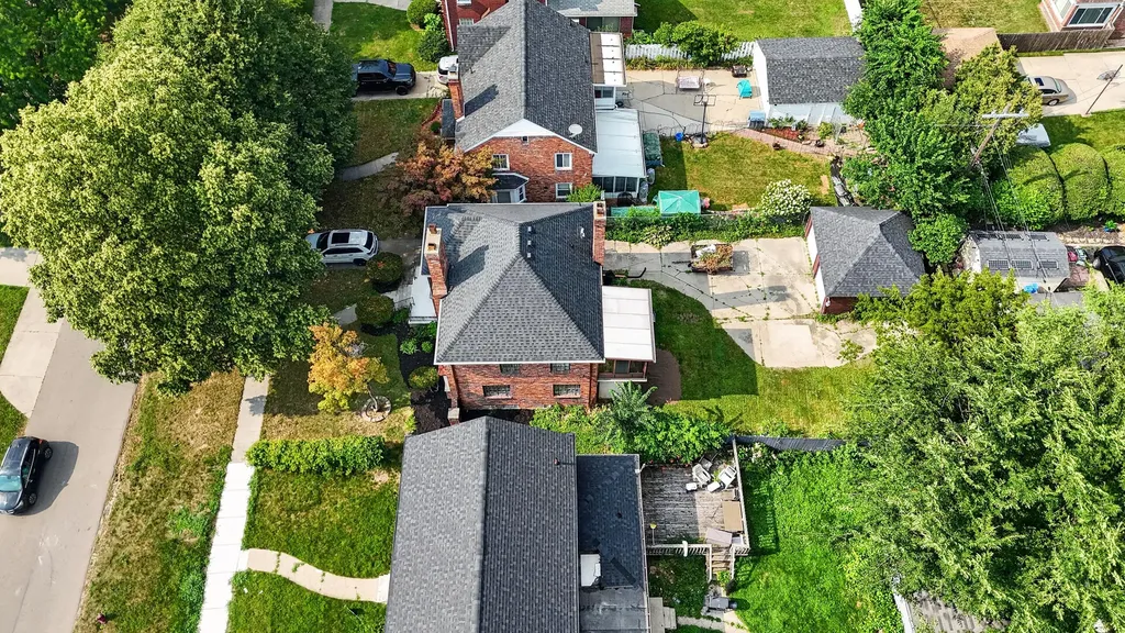 16814 Edinborough Road Detroit City MI 48219