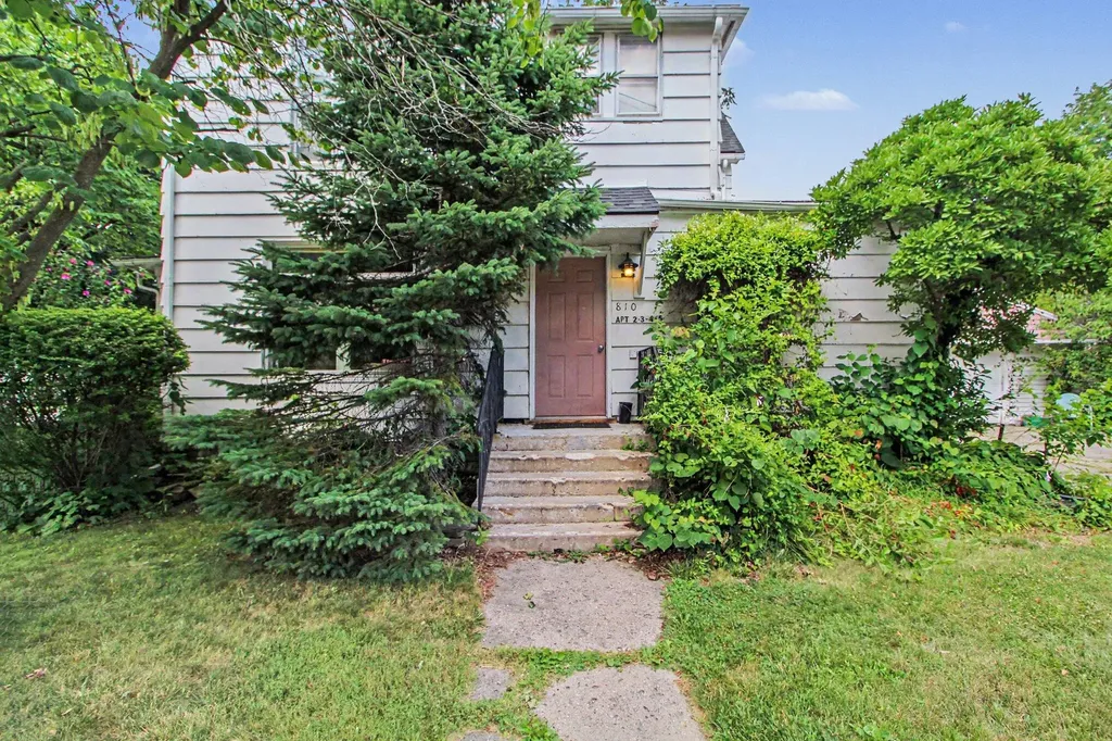 810 Pearl Street Ypsilanti City MI 48197