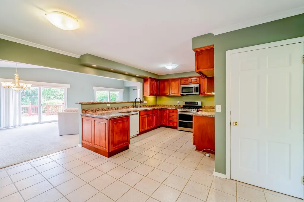 9772 Grosse Ile Parkway Grosse Ile Township MI 48138
