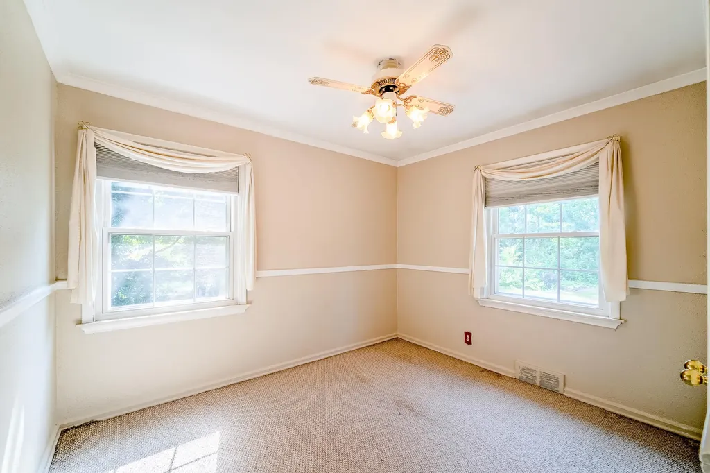 9772 Grosse Ile Parkway Grosse Ile Township MI 48138